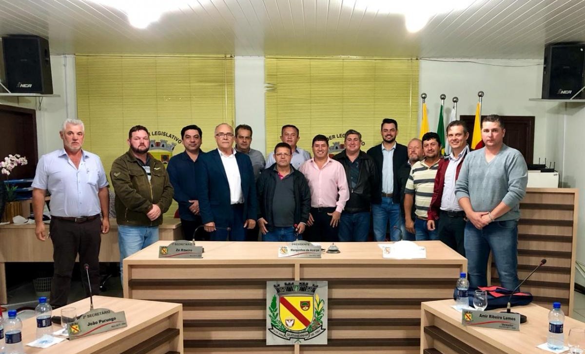VEREADORES DE MANDIRITUBA E TIJUCAS DO SUL PARTICIPAM DE SESSÃO ORDINÁRIA 