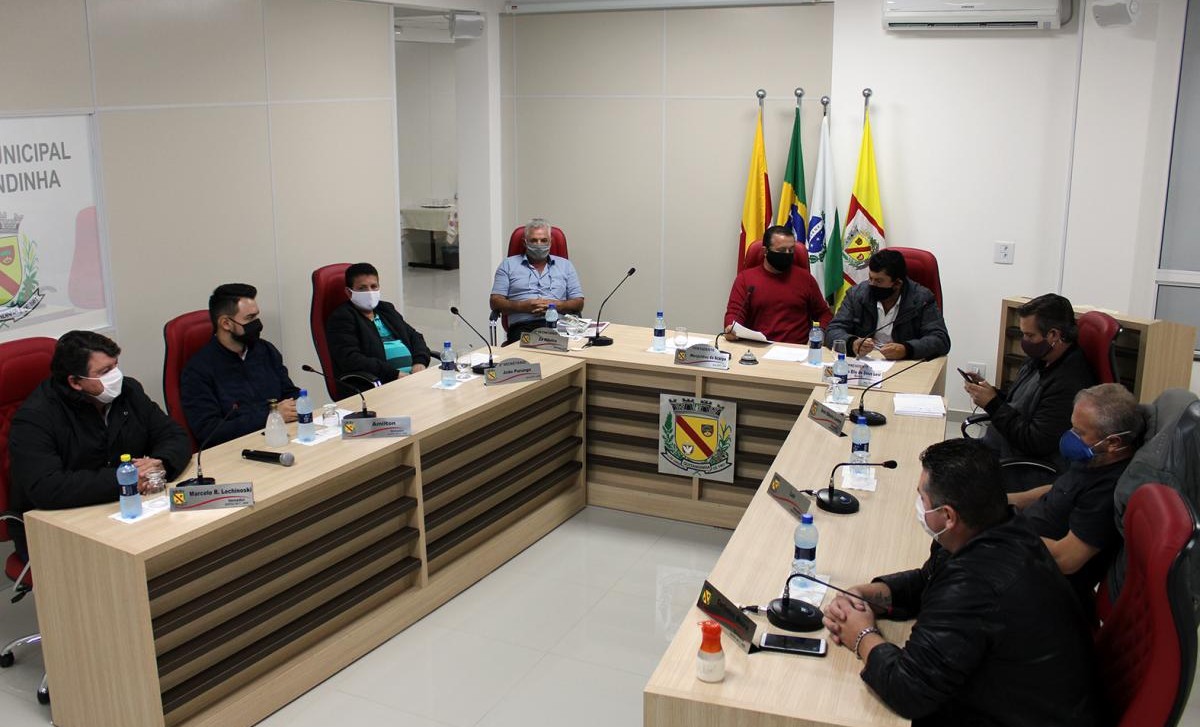 Sessão Ordinária é realizada pela Câmara