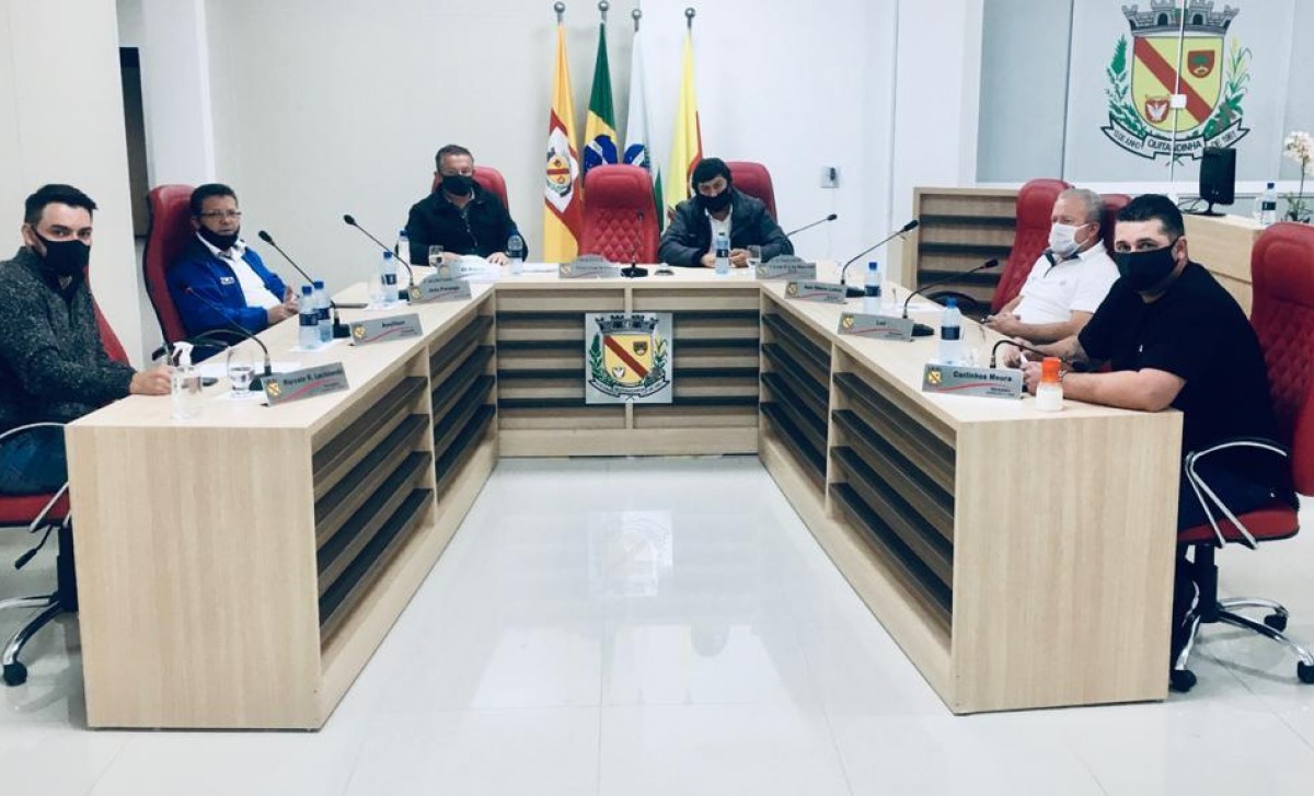 Câmara de Quitandinha realizou duas Sessões Extraordinárias