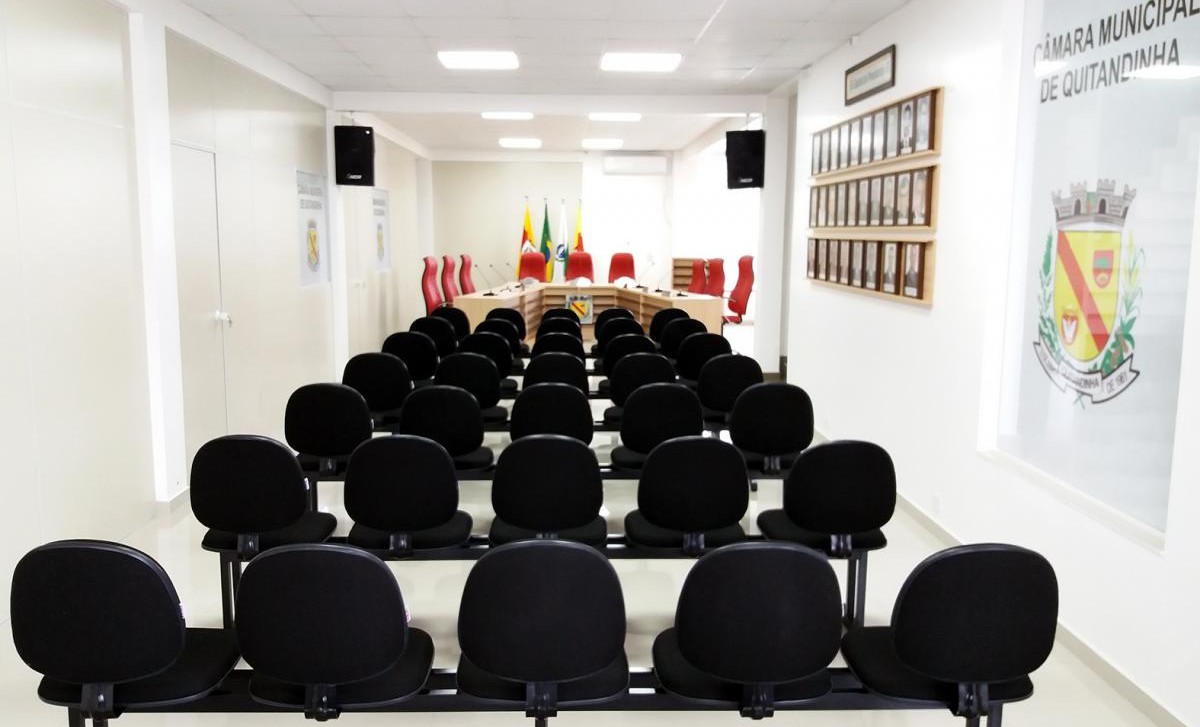 Câmara de Quitandinha divulga expediente para o final de ano
