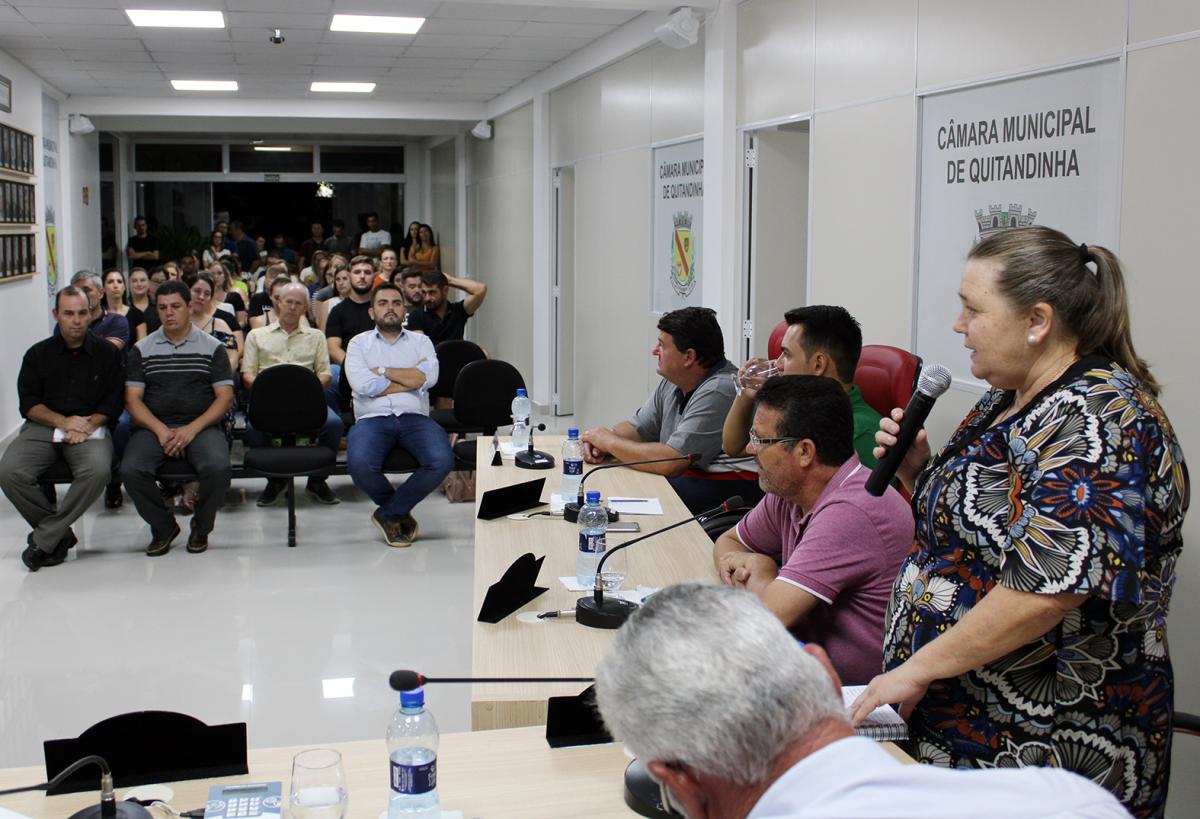 Câmara de Quitandinha fez a 1ª Sessão Ordinária de 2020 Câmara de Quitandinha fez a 1ª Sessão Ordinária de 2020